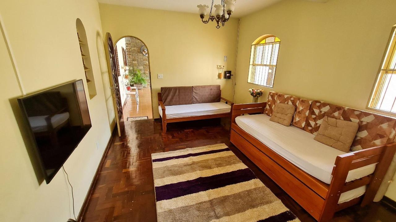 Casa Espacosa E Confortavel Na Regiao Da Pampulha เบโลโอรีซอนชี ภายนอก รูปภาพ