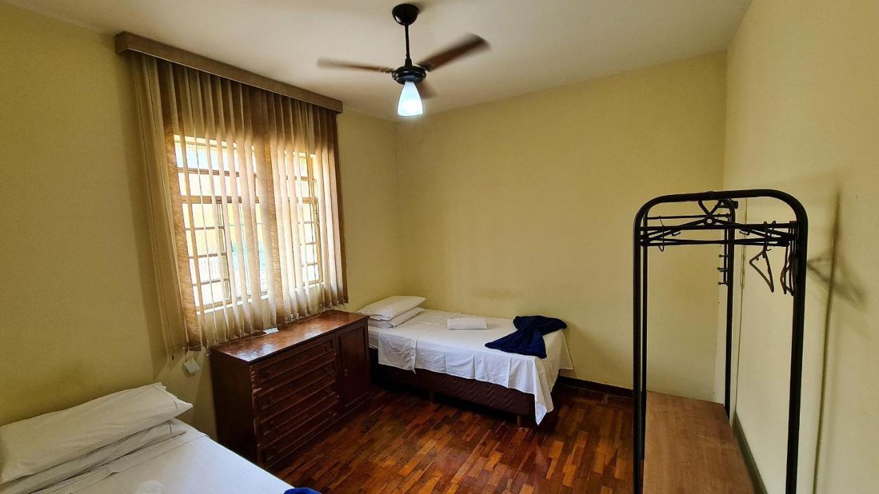 Casa Espacosa E Confortavel Na Regiao Da Pampulha เบโลโอรีซอนชี ภายนอก รูปภาพ